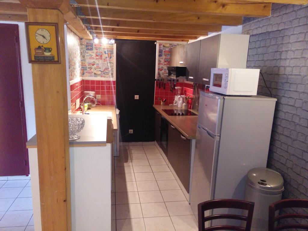 Appartement Anatole France Сан-Жил Екстериор снимка